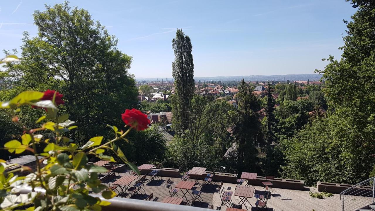 Bergwirtschaft Wilder Mann Hotel Und Restaurant Дрезден Экстерьер фото